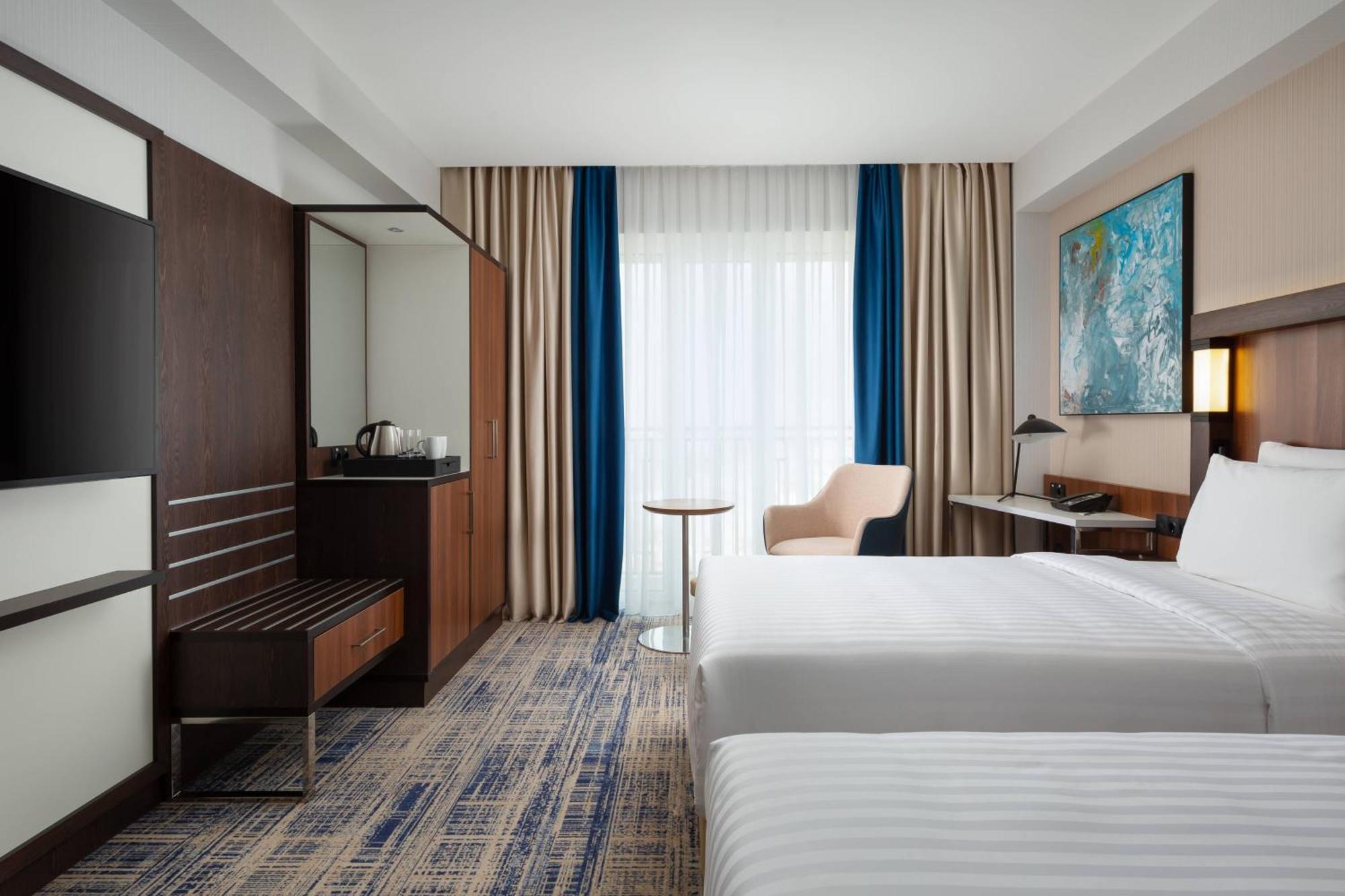 Hotel Courtyard By Marriott Taschkent Exterior foto